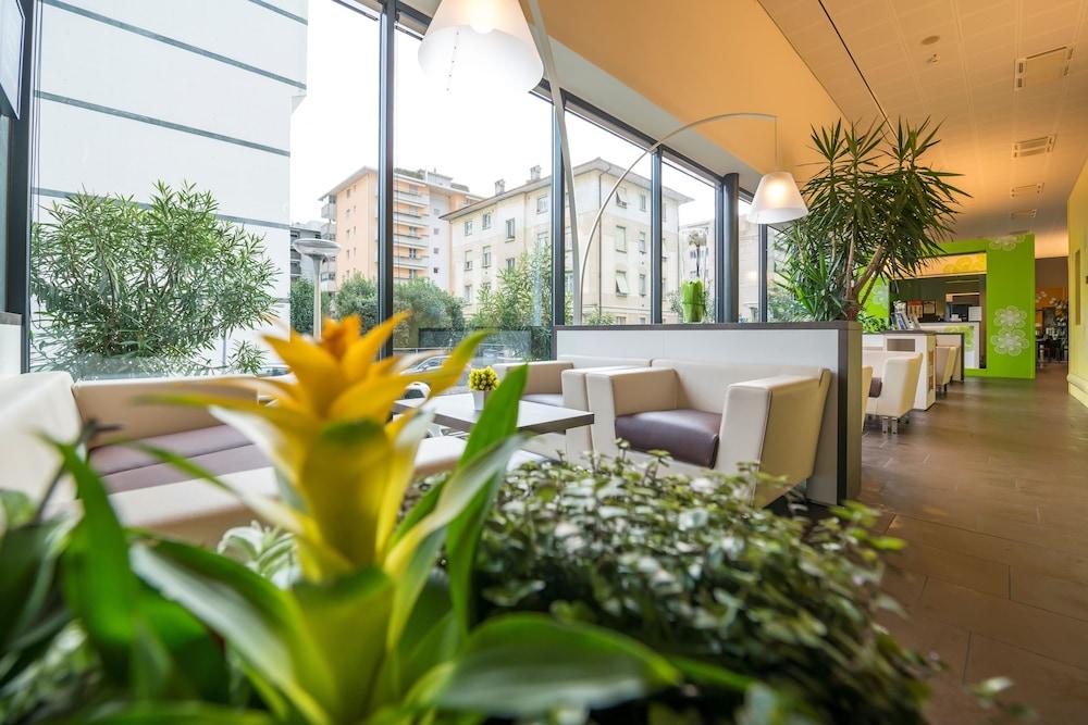 Ibis Locarno Hotel Екстериор снимка