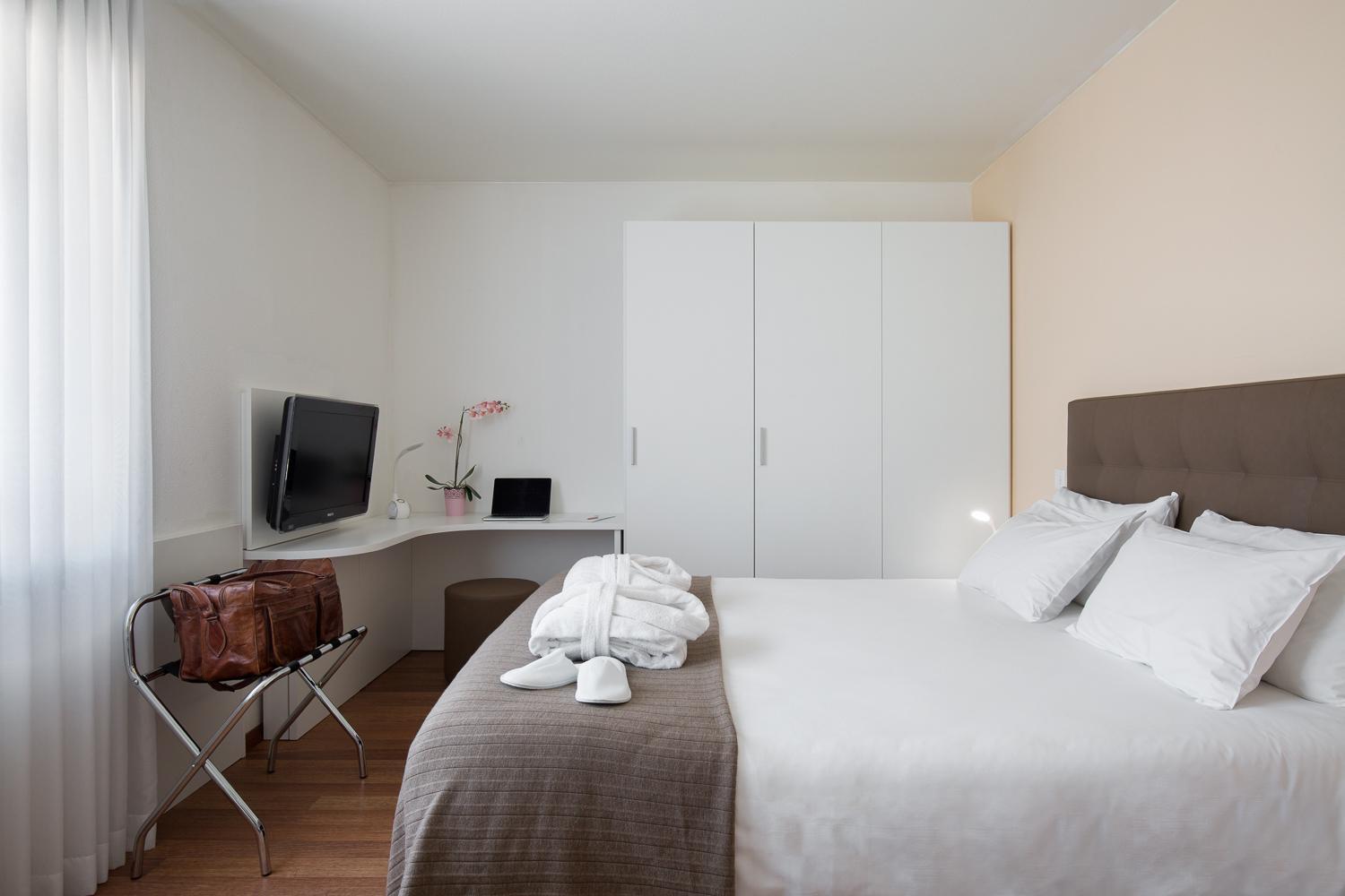 Ibis Locarno Hotel Екстериор снимка